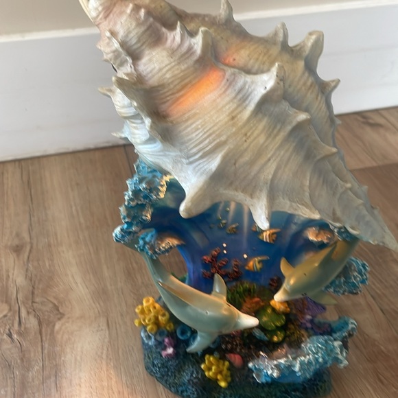 Marine Life Collection Dolphin Figurine Seashell Night Light Lamp - Wild Life - Picture 10 of 12